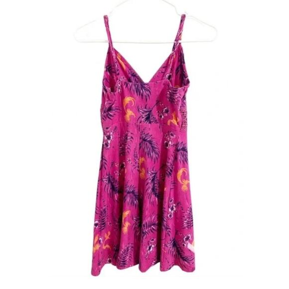 Y2K Mudd V-Neck Crochet Mini Dress Size Medium Hot Pink Purple Tropical - Picture 2 of 8